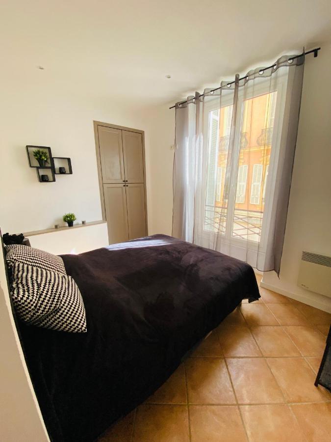 Corso Home- Central Apartment In Ментона Екстериор снимка