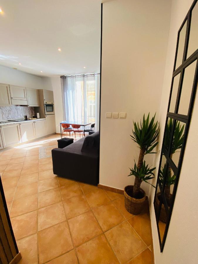 Corso Home- Central Apartment In Ментона Екстериор снимка